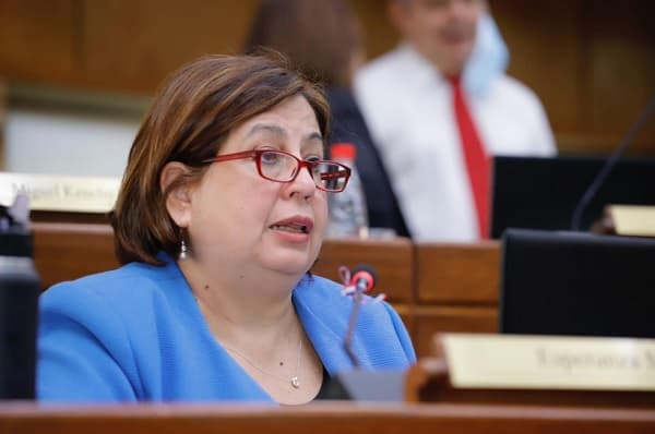 Esperanza Martínez: Acusaciones a opositoras buscan desviar atención de escándalos gubernamentales