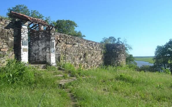 Chaco: UNESCO entrega emblema azul a Fuerte de Borbón