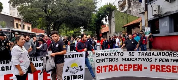 Guardias penitenciarios amenazan con huelga de hambre