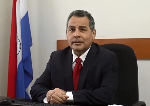 Enrique Kronawetter lucha por mantenerse en el CM ante posible reemplazo por Alicia Pucheta