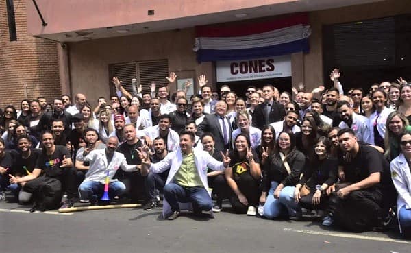 Cones levanta clausura de Medicina en Universidad María Serrana