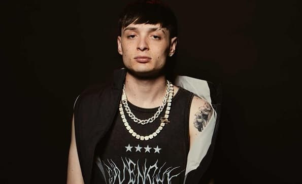 Peso Pluma llega a Paraguay con sus corridos tumbados