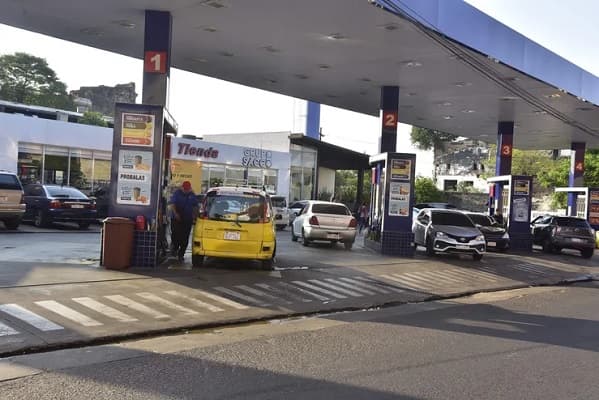 Petropar enfrenta falta de nafta 93 y diésel Mbarete
