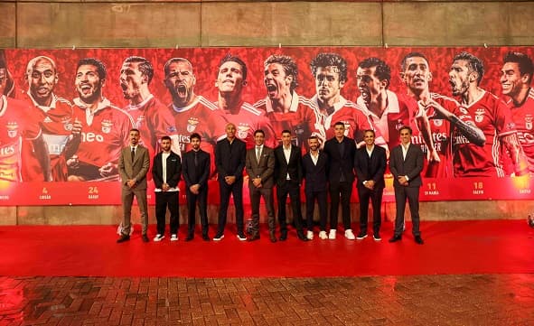 Óscar “Tacuara” Cardozo: Ídolo inmortalizado en Benfica