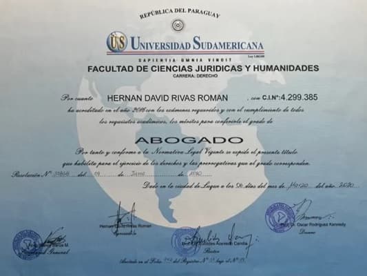 ¿Carrera de Derecho sin registro? El título de Hernán Rivas puesto en duda