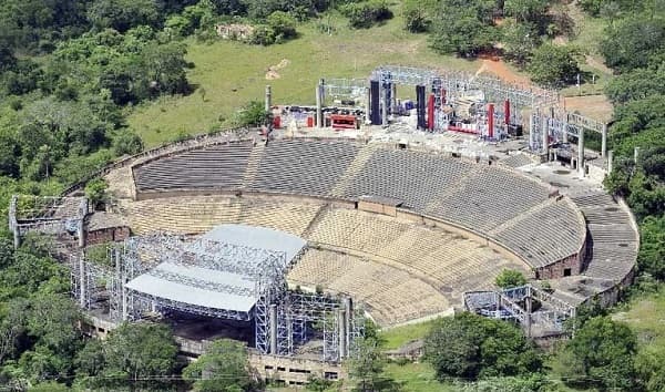 Conflictos de fechas entre concierto de The Cure y festividad de Caacupé generan preocupaciones de seguridad