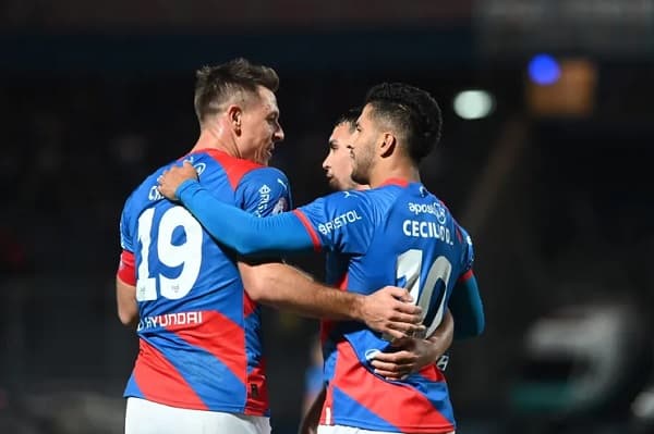 Cerro Porteño triunfa sobre Sportivo Luqueño y se prepara para la gran final del lunes