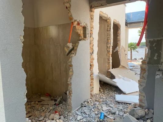 Desmantelamiento de mansiones en Remansito: Una mirada al cambio del paisaje