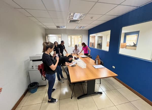 Sanciones millonarias para empresas que compraron facturas falsas, anuncia la DNIT