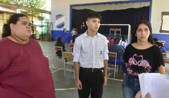 ¡Clases terminan con aulas en mal estado, falta de rubros, kits de mala calidad y mala señal de internet!