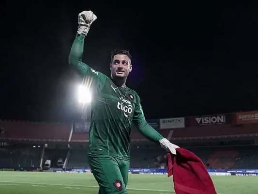 ¡Jean Fernandes regresa al arco del Ciclón!