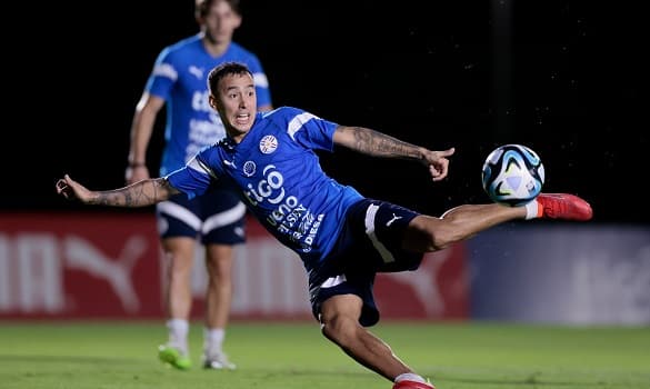 La Albirroja se prepara para enfrentar a Chile y Colombia