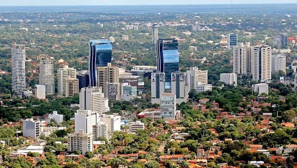 Paraguay, el “paraíso natural” que expulsa a sus habitantes