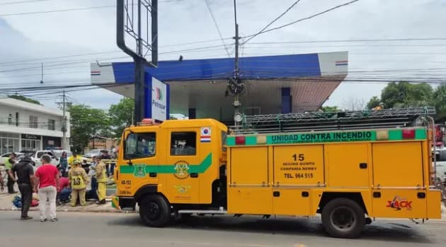 Descarga eléctrica en Petropar: Obreros caen de andamio