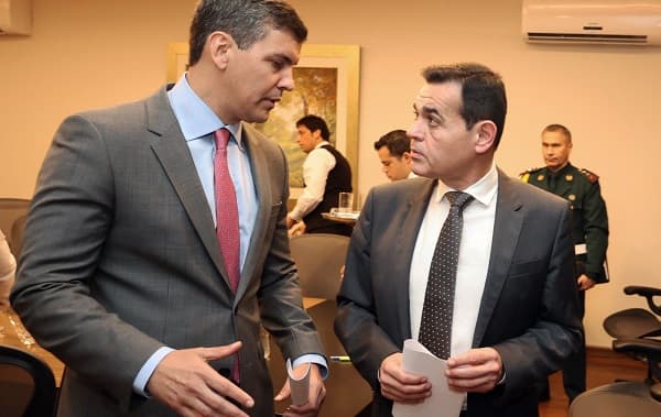 Embajador acusa a Canciller Lezcano de destitución injusta