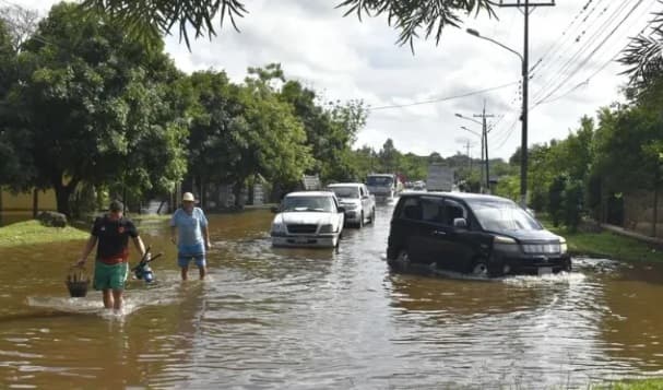Lluvias torrenciales: Cinco ciudades sobrepasan los límites