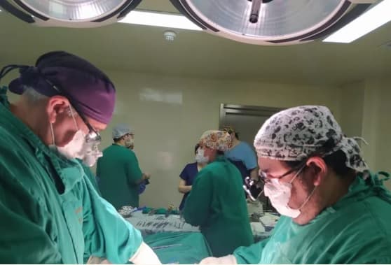 Hermanos de Capiatá protagonizan emotivo trasplante renal en FCMUNA