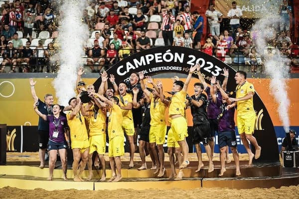 San Antonio triunfa en la Copa Libertadores de Fútbol Playa