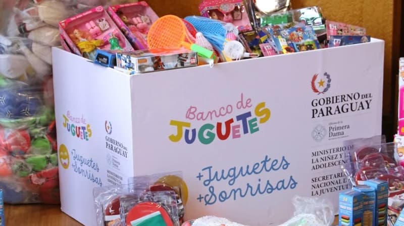 Regala sonrisas: Dona juguetes para la Navidad de niños y niñas