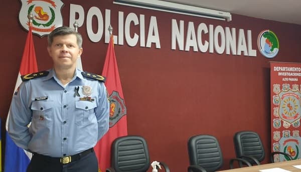 Alerta por suplantación de identidad del comandante policial en redes