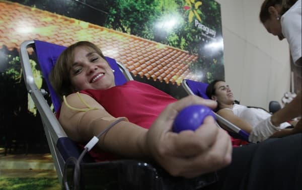 Regala esperanza de vida: Dona sangre esta Navidad en el Hospital de Clínicas