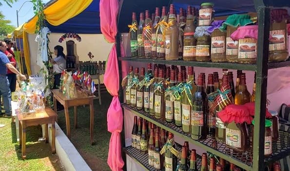 Festival del Licor en Yegros: Música, vinos y más