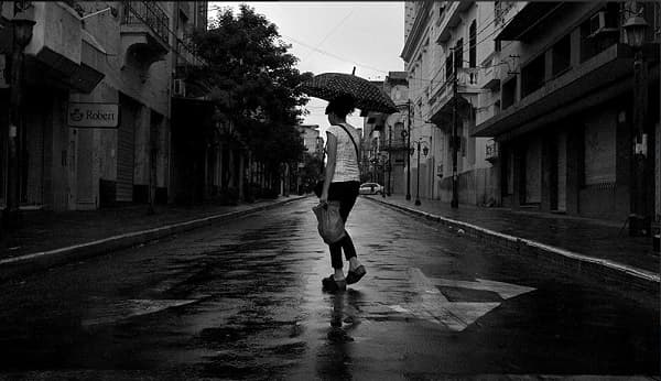 Miércoles cálido y húmedo con lluvias dispersas a nivel nacional