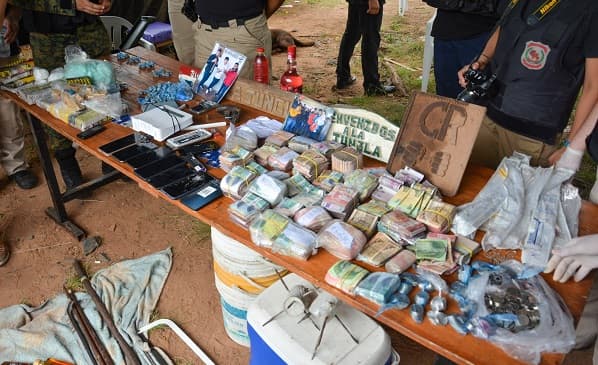 Descubren arsenal y drogas del clan Rotela en Tacumbú