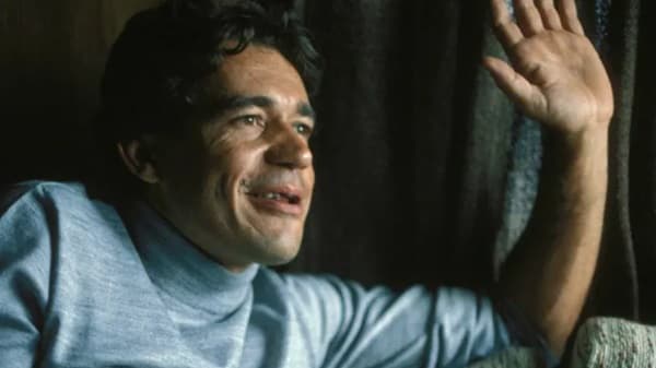 La insólita anécdota en que Carlos Lehder convirtió a un Beatle y un Rolling en sus artistas exclusivos