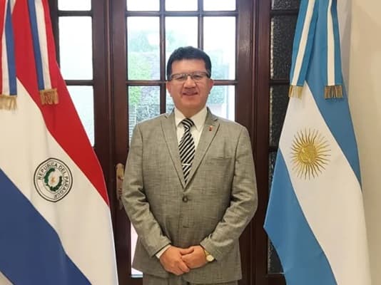 Retraso en nombramiento de embajador paraguayo en Argentina persiste