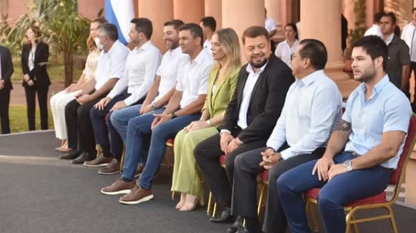 Gobierno lanza ambicioso plan contra hambre escolar ante “fracaso” de Fonacide