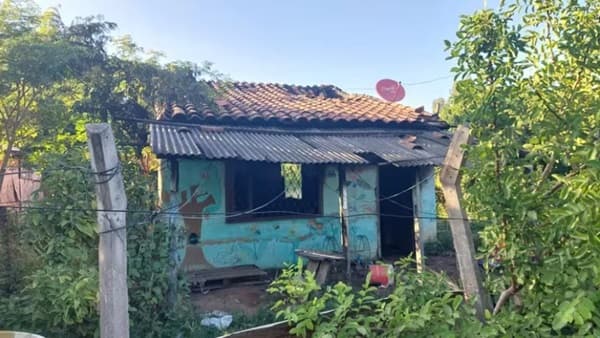 Padre e hijo mueren durante devastador incendio en vivienda precaria