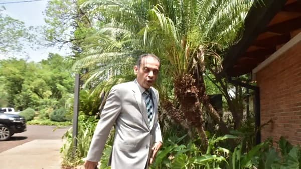 Ministro de Justicia critica a ONG de derechos humanos por “tremendo daño” a la seguridad.