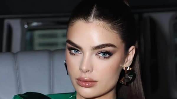 Nadia Ferreira: Entre las más bellas del mundo según TC Candler