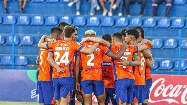 2 de Mayo recibe a Nacional en la Copa de Primera Apertura 2024