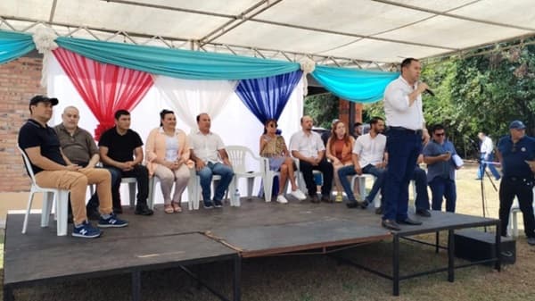 Oposición busca unidad para frenar avance oficialista