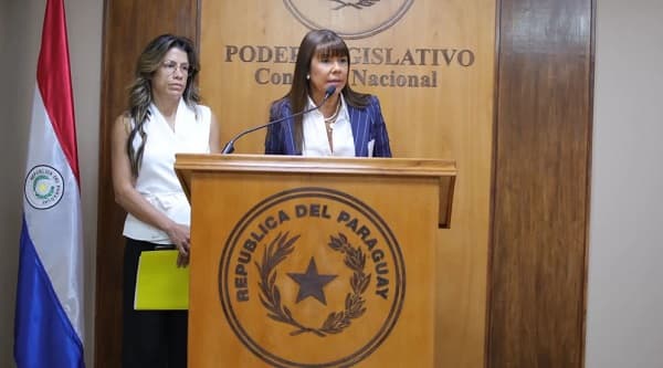 Senadora Celeste Amarilla anunció querella contra empresario Cardona