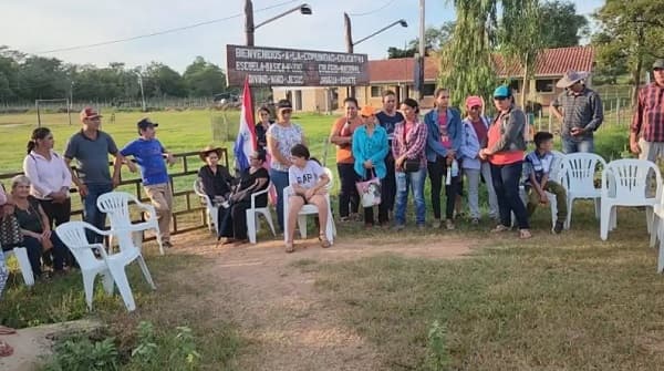 Protesta en escuela de Loreto por implementación de plurigrados