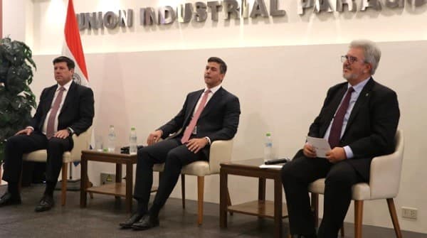 Gremios reclaman a Peña garantías jurídicas para captar grandes inversiones