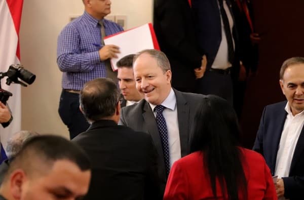 Reforma de la Caja Fiscal arrancará con la edad de retiro