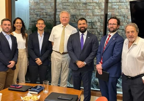 Experto de la OFAC en Paraguay para fortalecer lucha contra la corrupción y el lavado de dinero