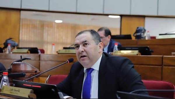 Amarilla exige a Fiscalía investigar caso Sobres del Poder