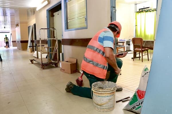 Obras de renovación en marcha en el Hospital de Itauguá