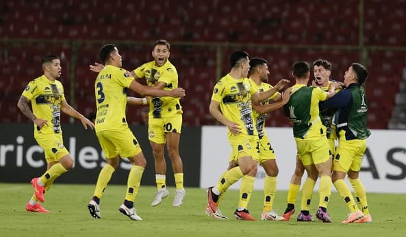Trinidense logra clasificación histórica en Copa Libertadores