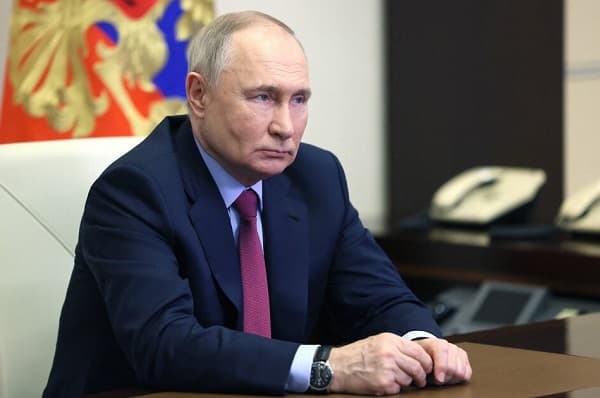 Vladimir Putin reelecto en Rusia con un amplio margen de votos