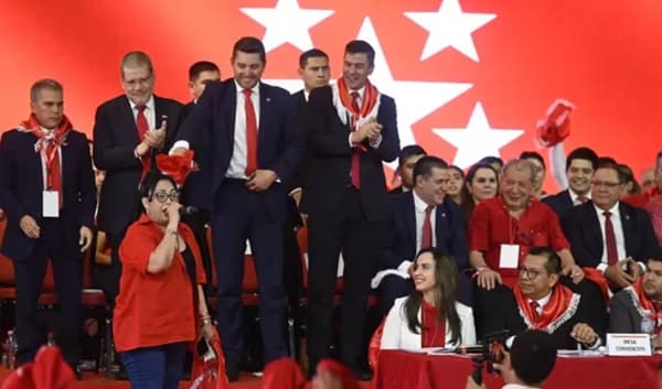 Norma “Yamy Nal” Aquino: De opositora a colorada