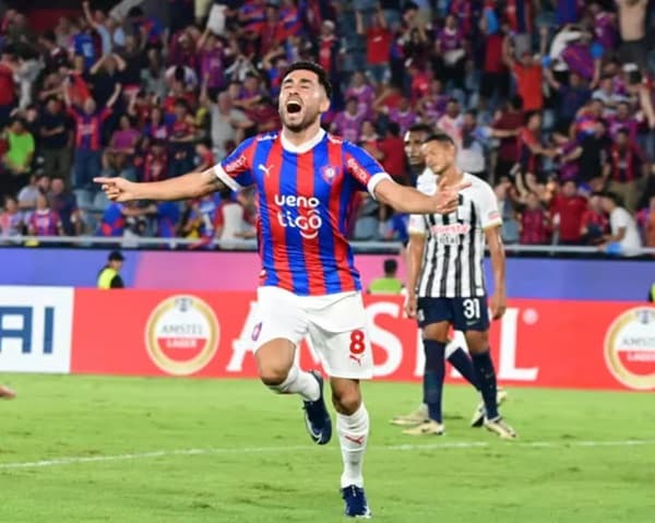 Cerro Porteño consigue triunfo agónico ante Alianza Lima