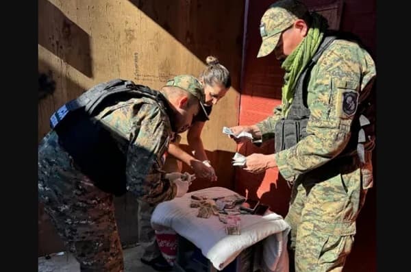 Operativo contra el microtráfico deja dos detenidos y decomisos en barrio Tacumbú