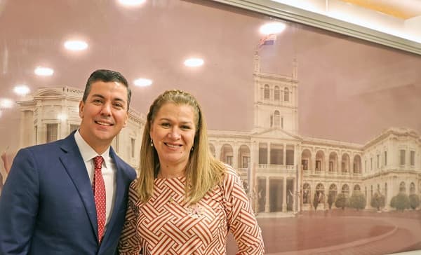 Peña exige resultados rápidos a ministra de Salud