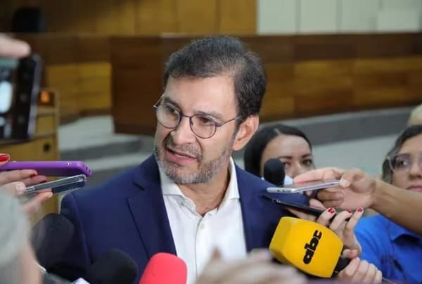 Beto Ovelar cuestiona procedimiento de desafuero a Mario Abdo Benítez